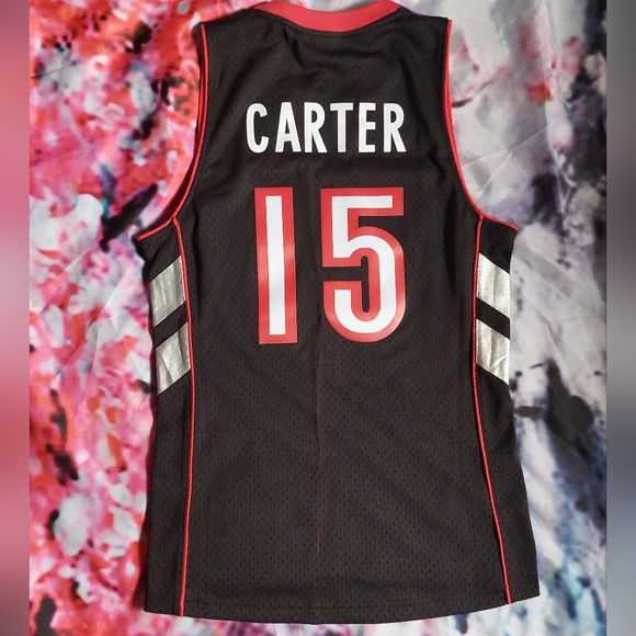 Toronto Raptors Vince Carters 99-00 Jersey - Picture 5 of 9